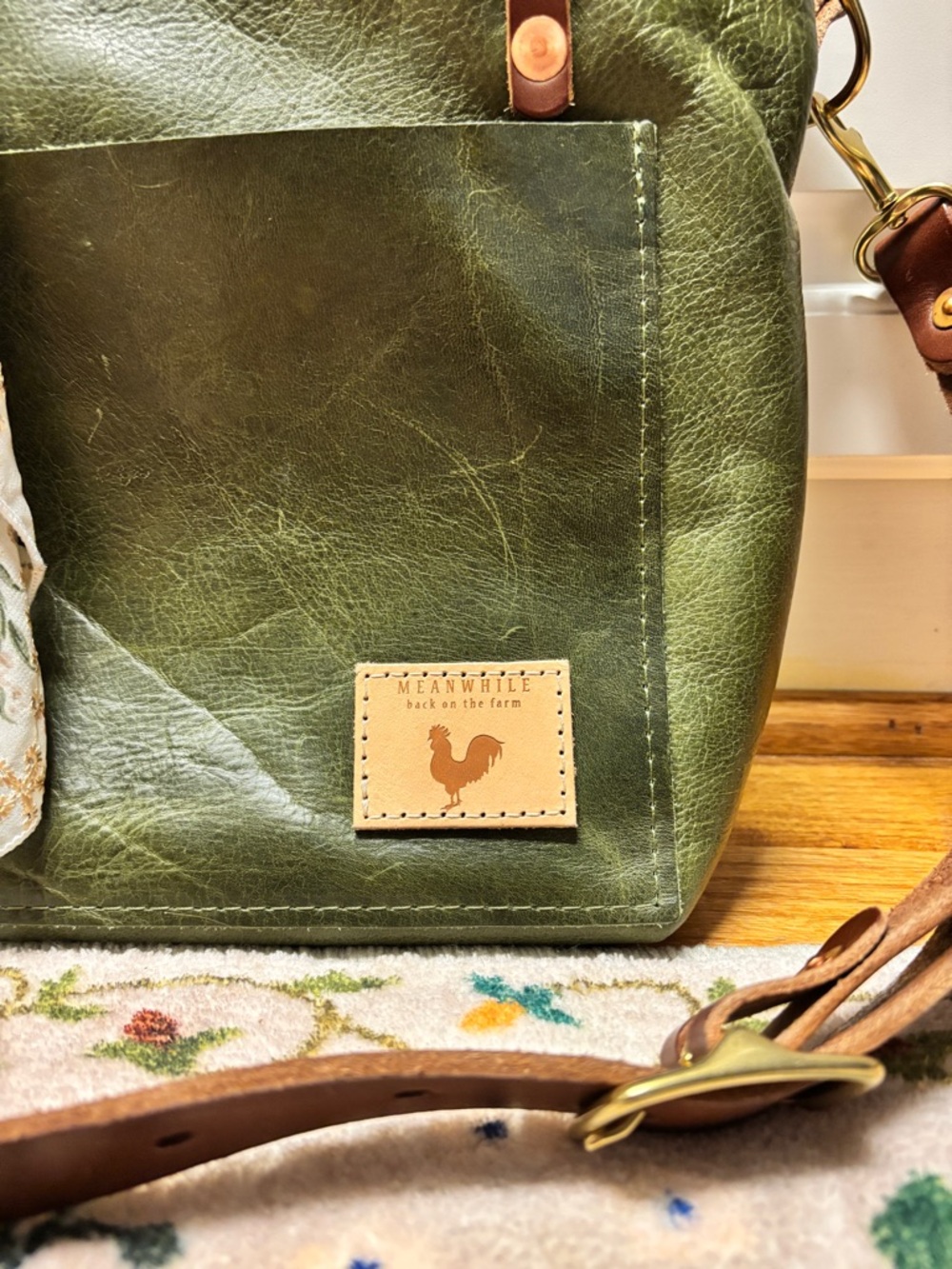 Meanwhile Back on the Farm Hunter Green Leather Small Tote - Picture 3 of 7